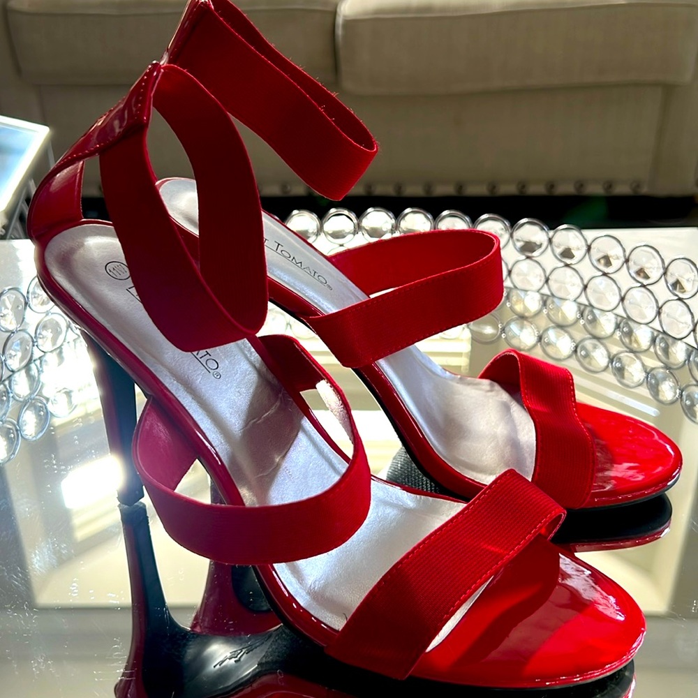 Hot Tomato Elastic Strap Red Heels Size 11W